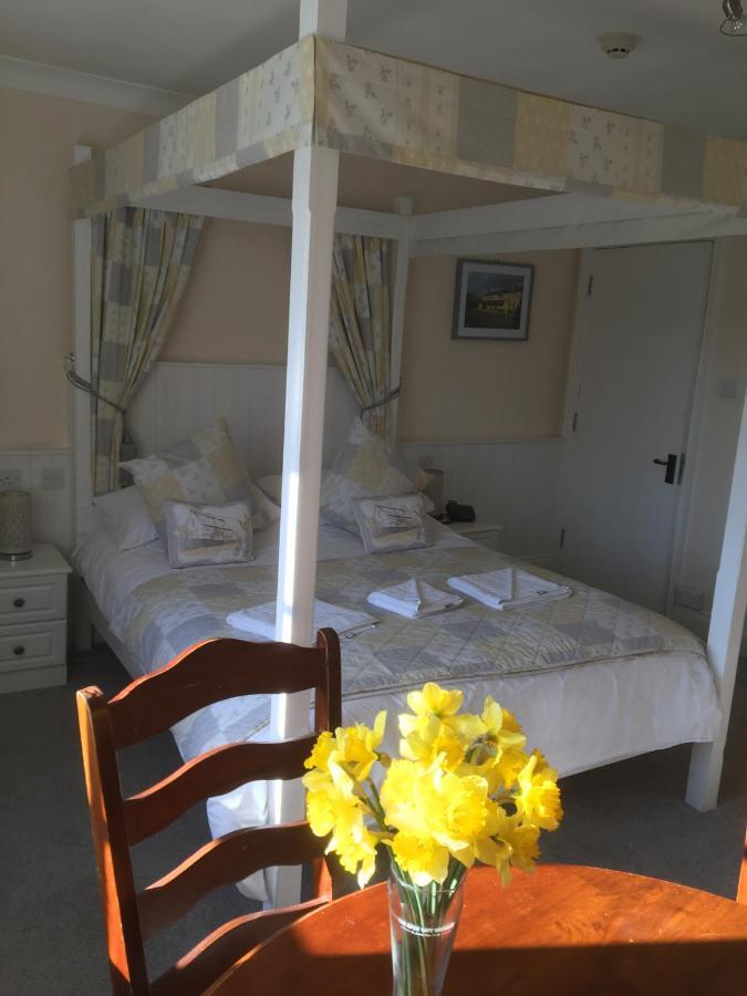 קידלינגטון The Highwayman Hotel מראה חיצוני תמונה
